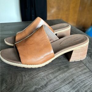 Timberland Sandals Women’s size 10 Brown